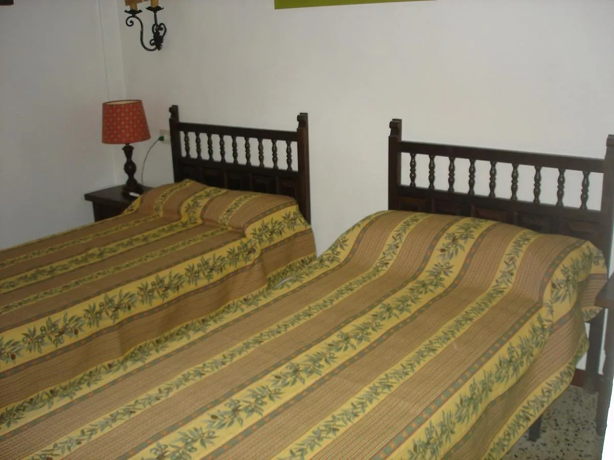 Ibr-Europa 70 Apartment Roses